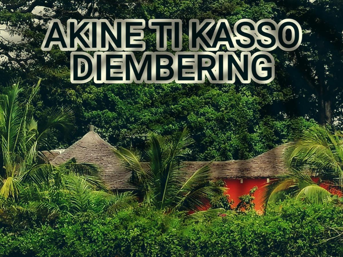 Отель Akine Ti Kasso Piscine Diembereng Экстерьер фото